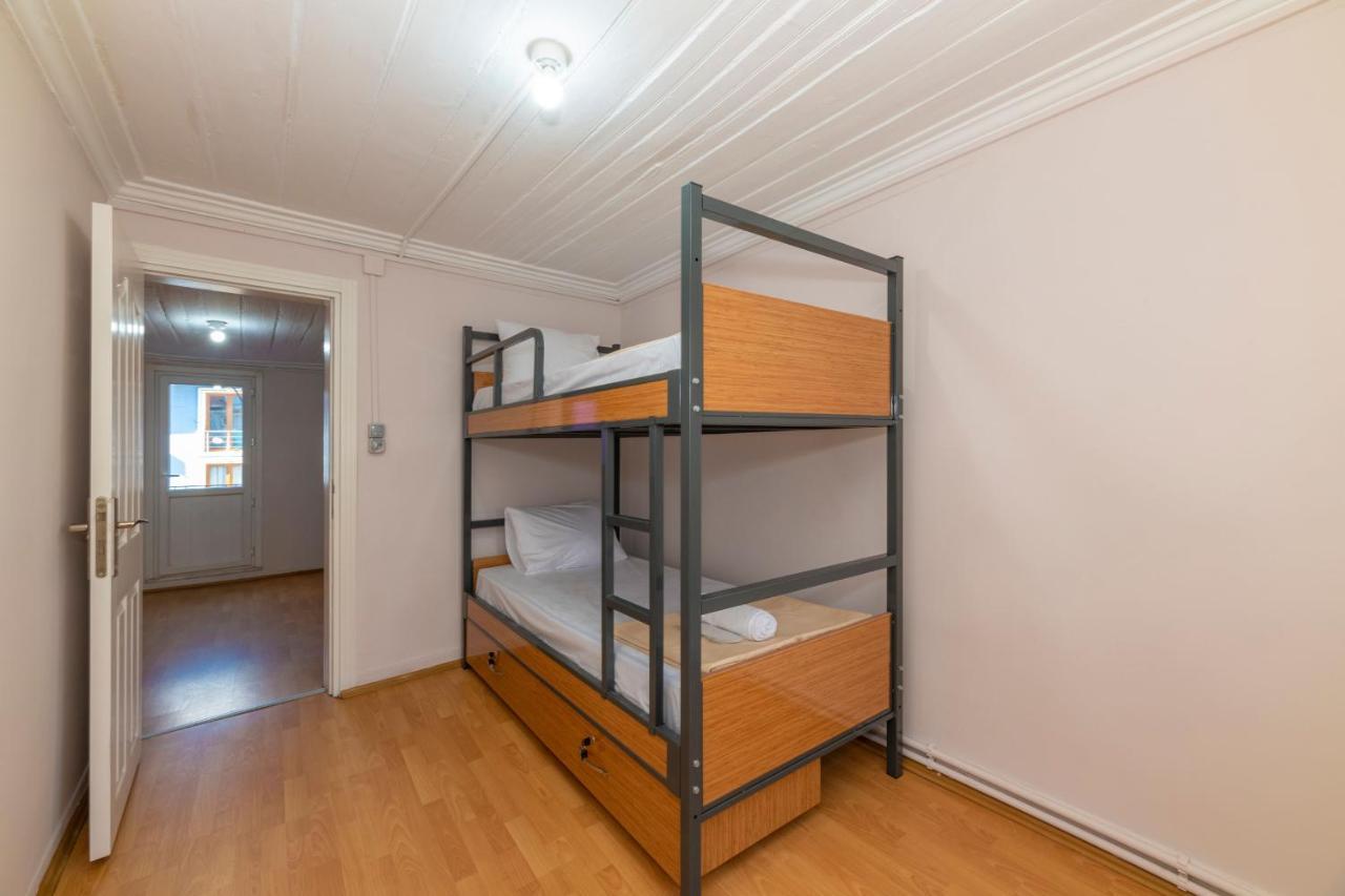Taksim Wooden House Hostel Istanbul Ngoại thất bức ảnh