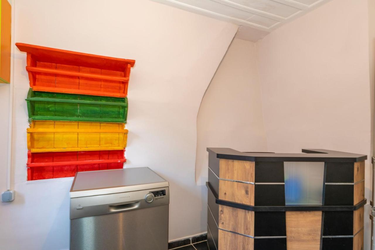 Taksim Wooden House Hostel Istanbul Ngoại thất bức ảnh