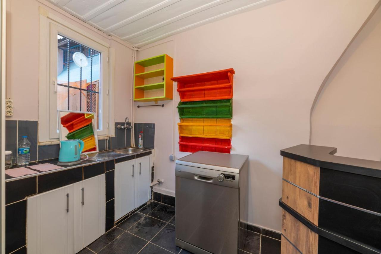 Taksim Wooden House Hostel Istanbul Ngoại thất bức ảnh