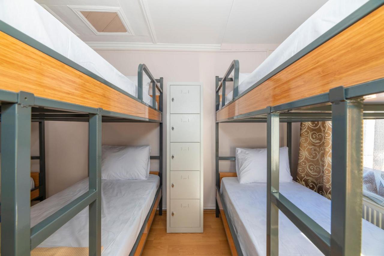 Taksim Wooden House Hostel Istanbul Ngoại thất bức ảnh