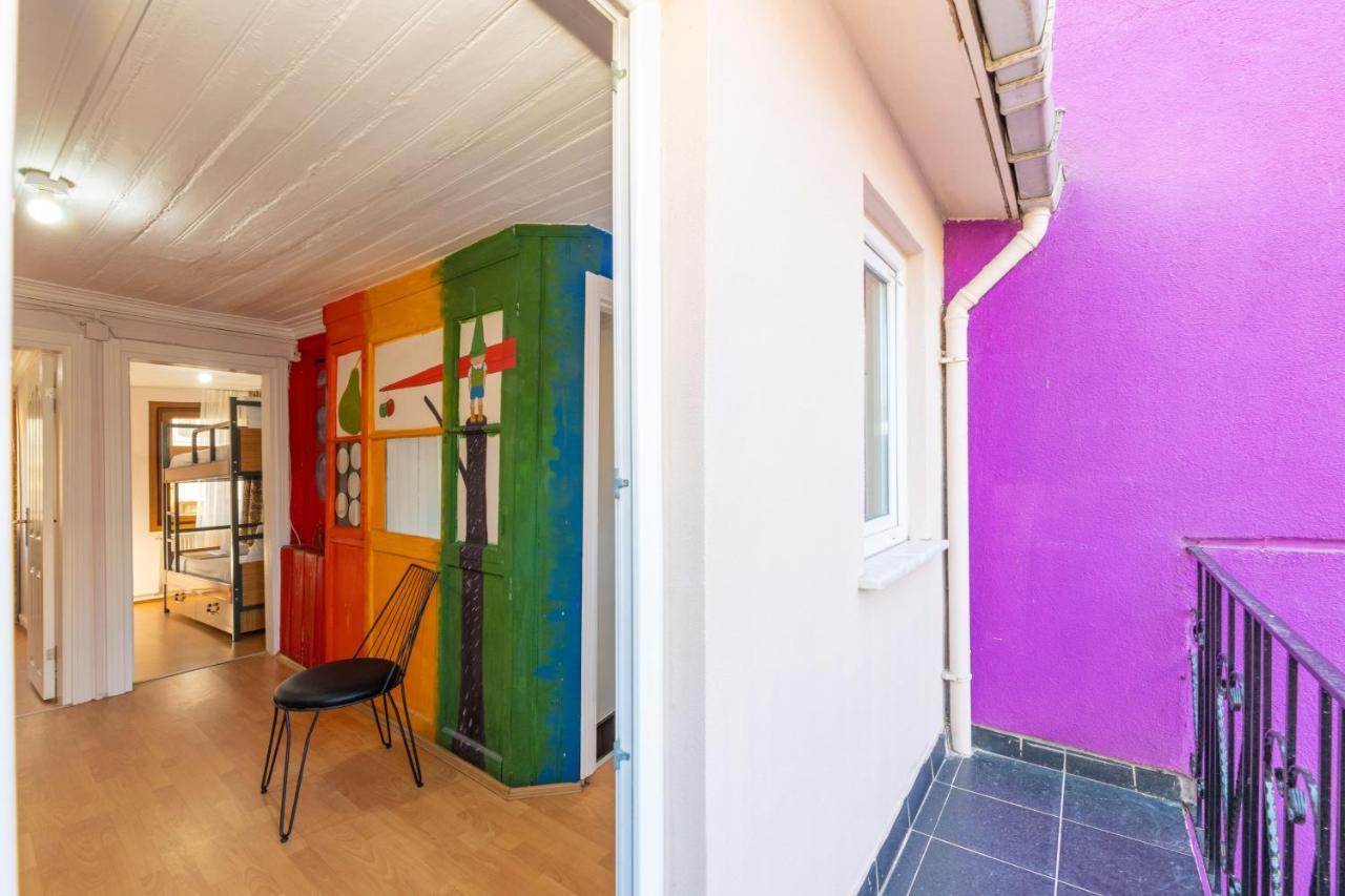 Taksim Wooden House Hostel Istanbul Ngoại thất bức ảnh