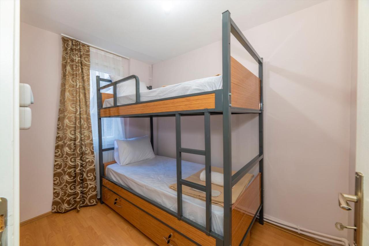 Taksim Wooden House Hostel Istanbul Ngoại thất bức ảnh