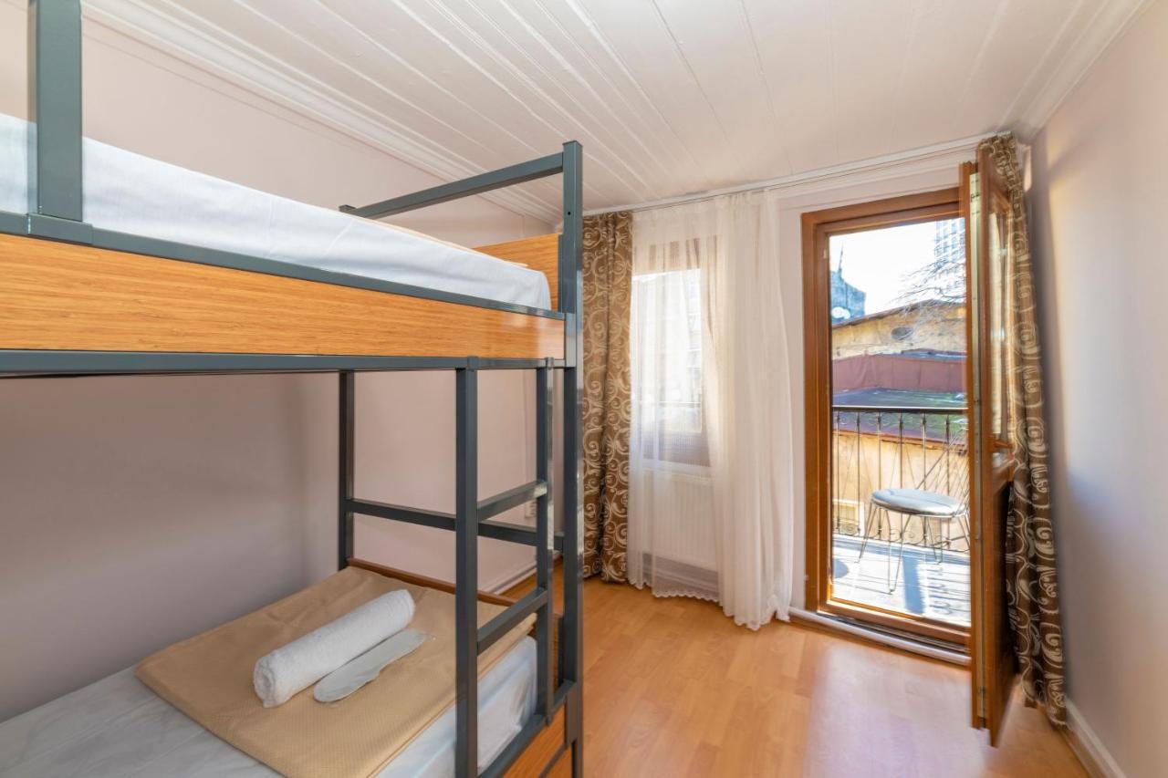 Taksim Wooden House Hostel Istanbul Ngoại thất bức ảnh